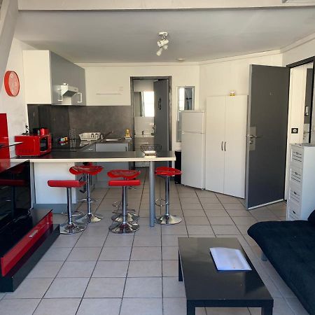 לה רושל Appartement T3 Tout Confort En Duplex A 20Mn A Pied Du Centre-Ville Avec Tv Et Wifi מראה חיצוני תמונה