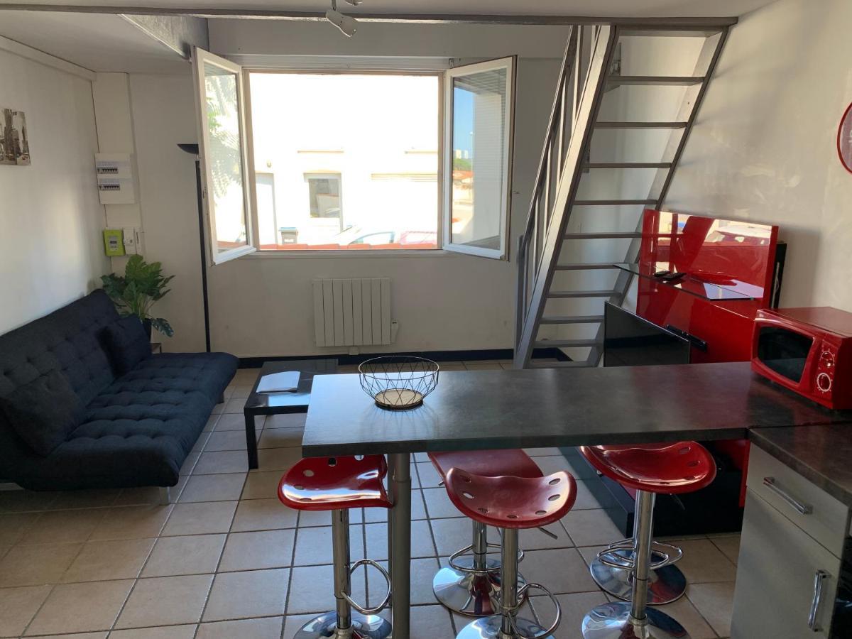 לה רושל Appartement T3 Tout Confort En Duplex A 20Mn A Pied Du Centre-Ville Avec Tv Et Wifi מראה חיצוני תמונה