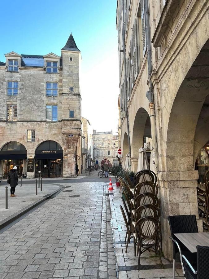 לה רושל Appartement T3 Tout Confort En Duplex A 20Mn A Pied Du Centre-Ville Avec Tv Et Wifi מראה חיצוני תמונה